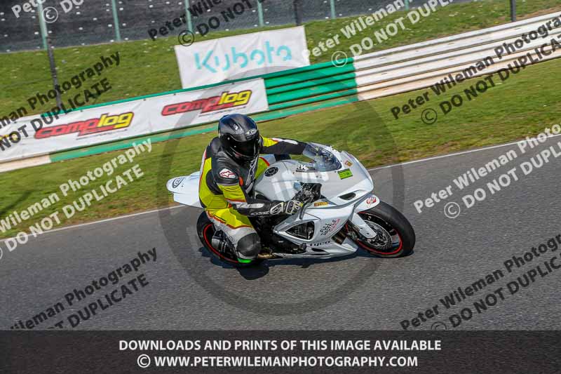 PJM Wedding Photography;enduro digital images;event digital images;eventdigitalimages;mallory park;mallory park photographs;mallory park trackday;mallory park trackday photographs;no limits trackdays;peter wileman photography;racing digital images;trackday digital images;trackday photos